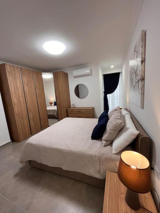 3 Bedroom Seaside Luxury Accommodation - Sleeps 8 San Pawl il-Baħar Eksteriør billede
