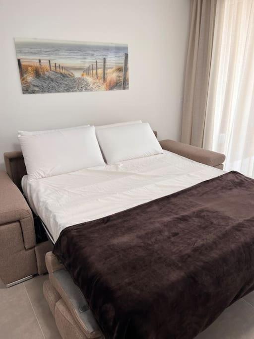 3 Bedroom Seaside Luxury Accommodation - Sleeps 8 San Pawl il-Baħar Eksteriør billede