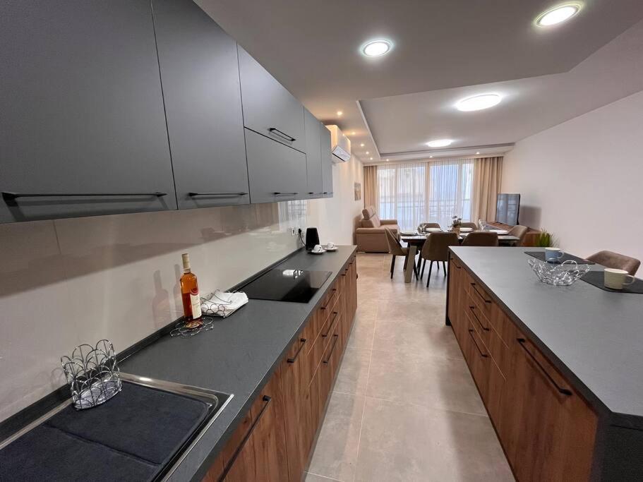 3 Bedroom Seaside Luxury Accommodation - Sleeps 8 San Pawl il-Baħar Eksteriør billede